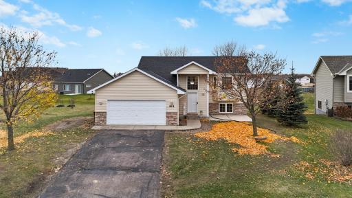 815 Cologne Lane, Waverly, MN 55390