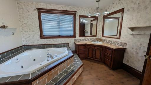 610 Cleveland Avenue SW, Mcintosh, MN 56556