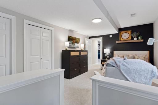 4195 Hillcrest Lane, Wayzata, MN 55391