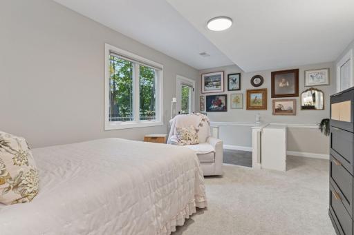 4195 Hillcrest Lane, Wayzata, MN 55391
