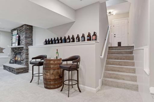 4195 Hillcrest Lane, Wayzata, MN 55391