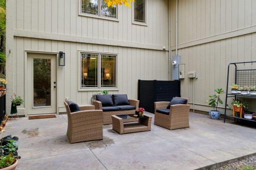 4195 Hillcrest Lane, Wayzata, MN 55391