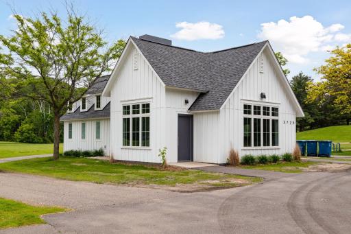 4195 Hillcrest Lane, Wayzata, MN 55391