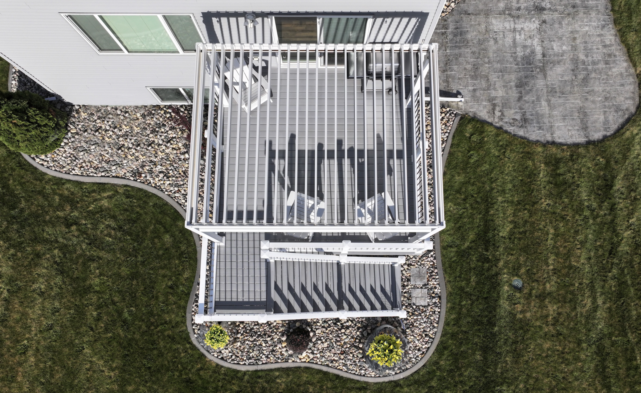 Composite Deck with Adjustable Sun Shade Aluminum Pergola