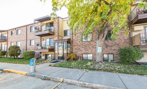 Photo for 1405 25th Avenue S, A201, Fargo, ND 58103 - listing #6816753 1405 25th Avenue S, A201, Fargo, ND 58103