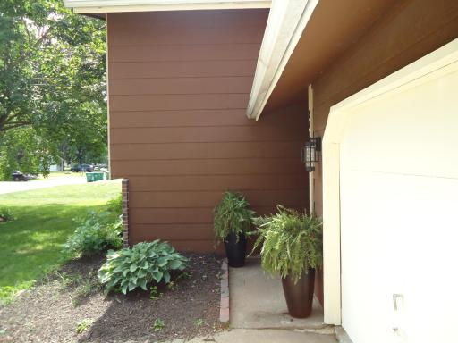 8003 Fairfield Circle, Minneapolis, MN 55444