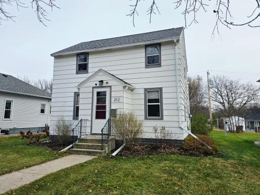 212 N 10th Street, Montevideo, MN 56265