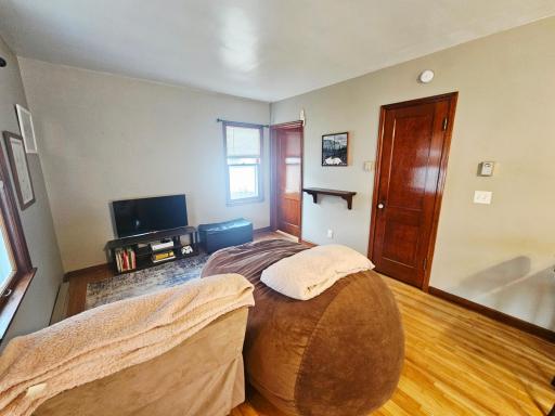212 N 10th Street, Montevideo, MN 56265