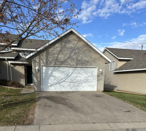 2762 Ridgeview Drive, Red Wing, MN 55066