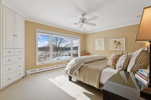 7011 Willow Creek Road, Eden Prairie, MN 55344