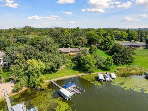 7011 Willow Creek Road, Eden Prairie, MN 55344