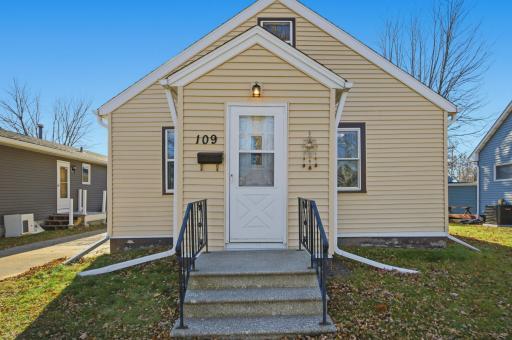 Photo for 109 5th Avenue W, West Fargo, ND 58078 - listing #6817111 109 5th Avenue W, West Fargo, ND 58078