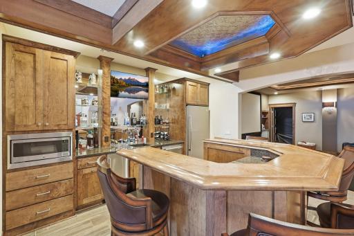110 Gleahaven Road, Wayzata, MN 55391