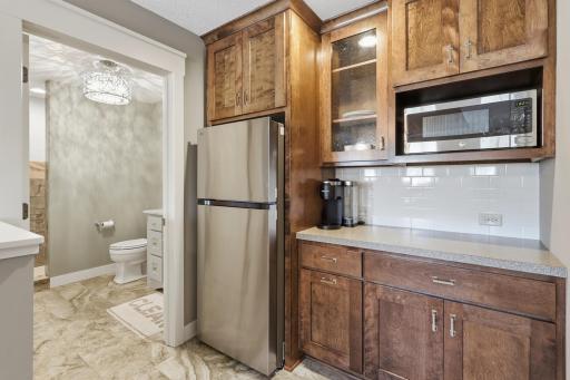 110 Gleahaven Road, Wayzata, MN 55391