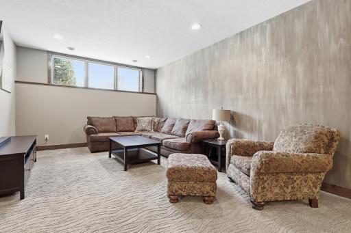 110 Gleahaven Road, Wayzata, MN 55391