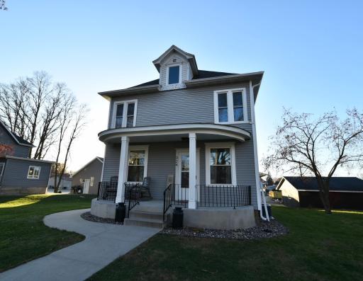 324 2nd Avenue, Wanamingo, MN 55983