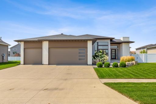 Photo for 3676 Crimson Loop S, Fargo, ND 58104 - listing #6817429 3676 Crimson Loop S, Fargo, ND 58104