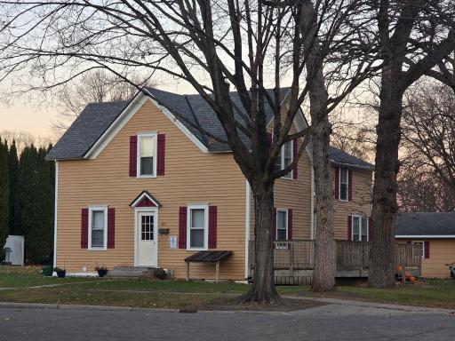 Photo for 145 Milwaukee Avenue SW, Hutchinson, MN 55350 - listing #6817439 145 Milwaukee Ave Duplex, Entrance for Upper Unit 2