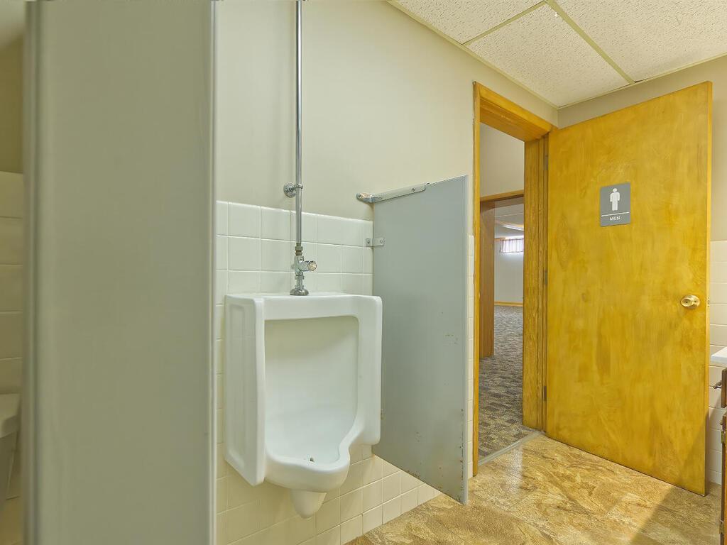 410 1st St N Winsted MN 55395 USA-044-026-41-MLS_Size.jpg