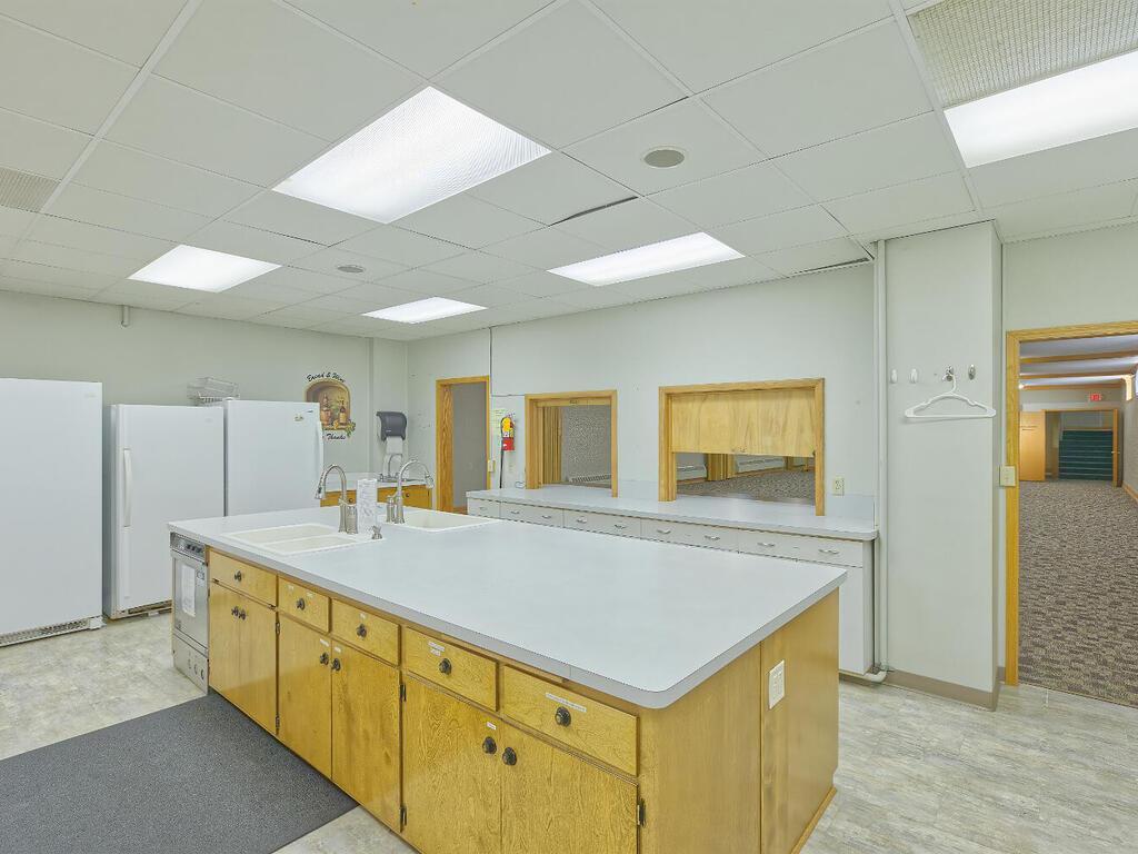410 1st St N Winsted MN 55395 USA-037-032-34-MLS_Size.jpg