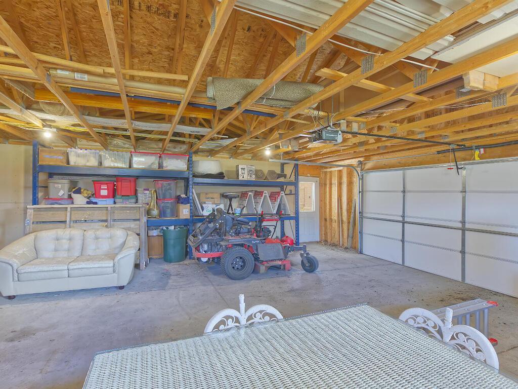 410 1st St N Winsted MN 55395 USA-066-037-61-MLS_Size.jpg