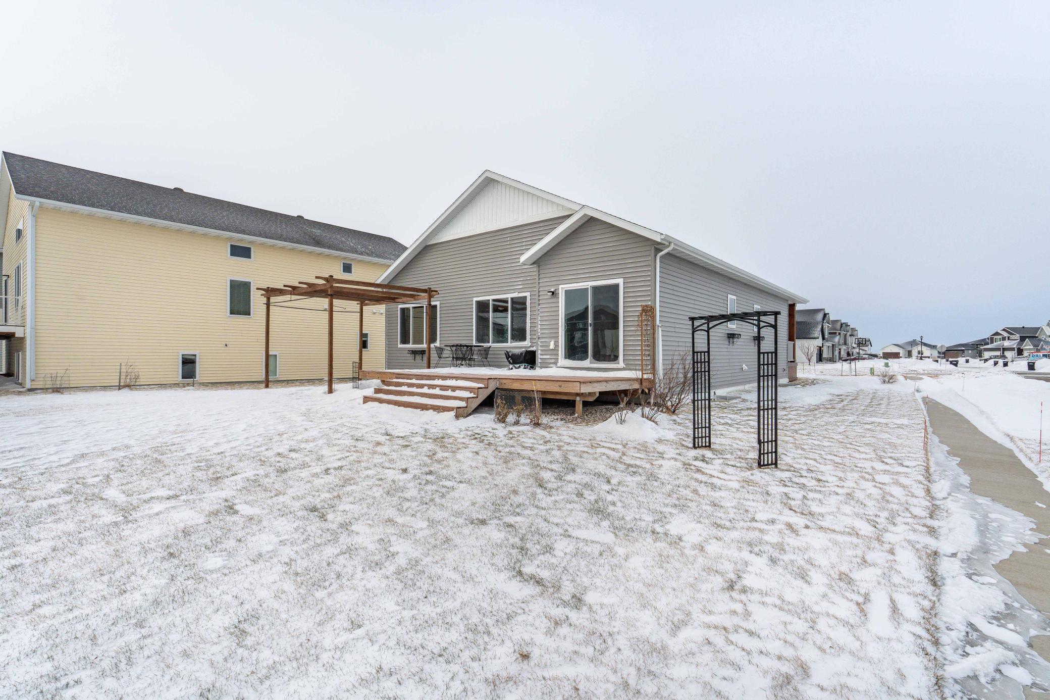 5219 11th St W WF-110.jpg