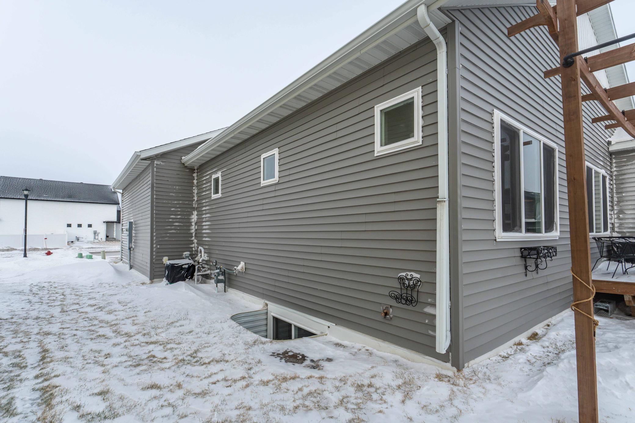 5219 11th St W WF-118.jpg