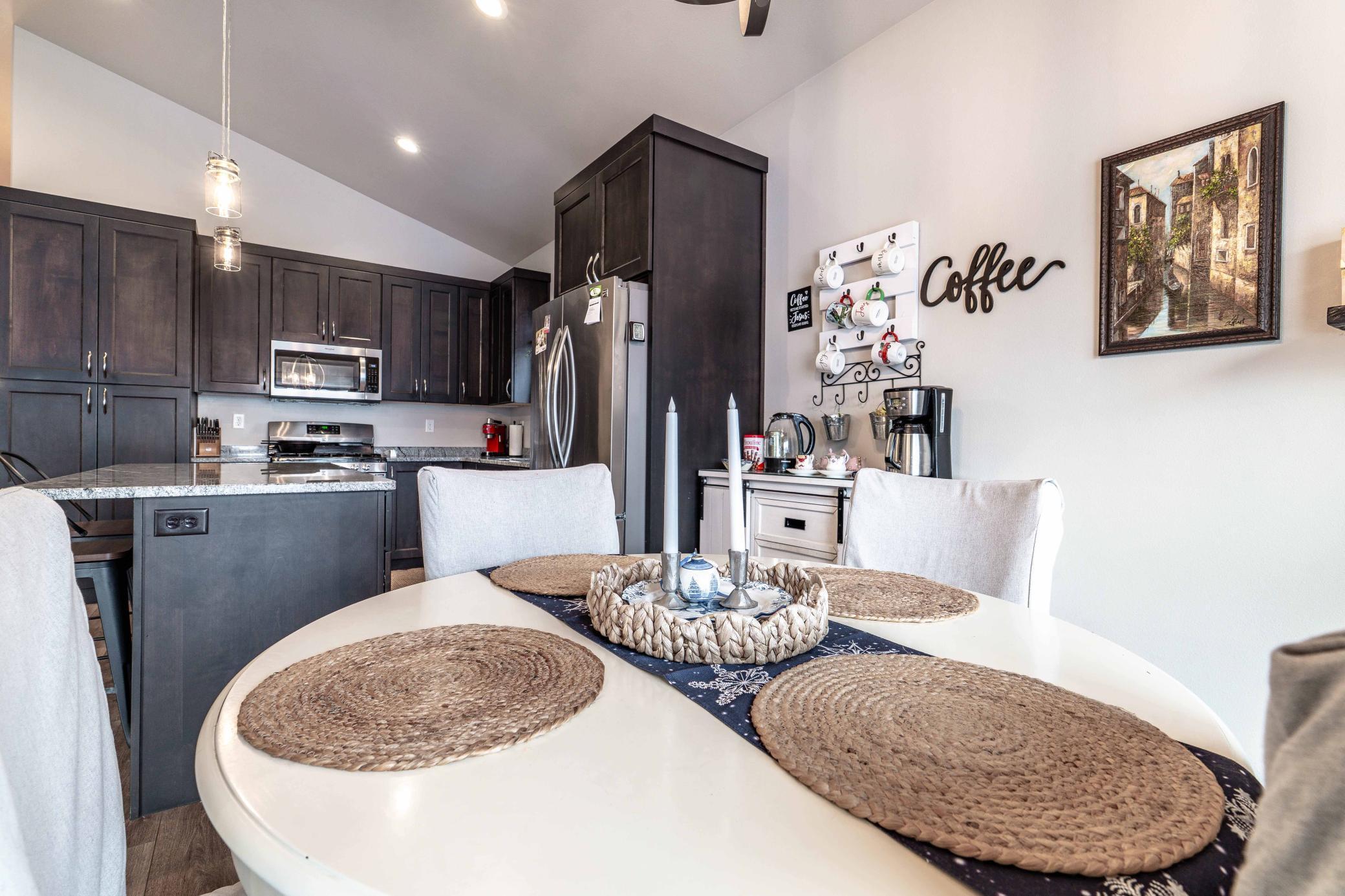 5219 11th St W WF-211.jpg