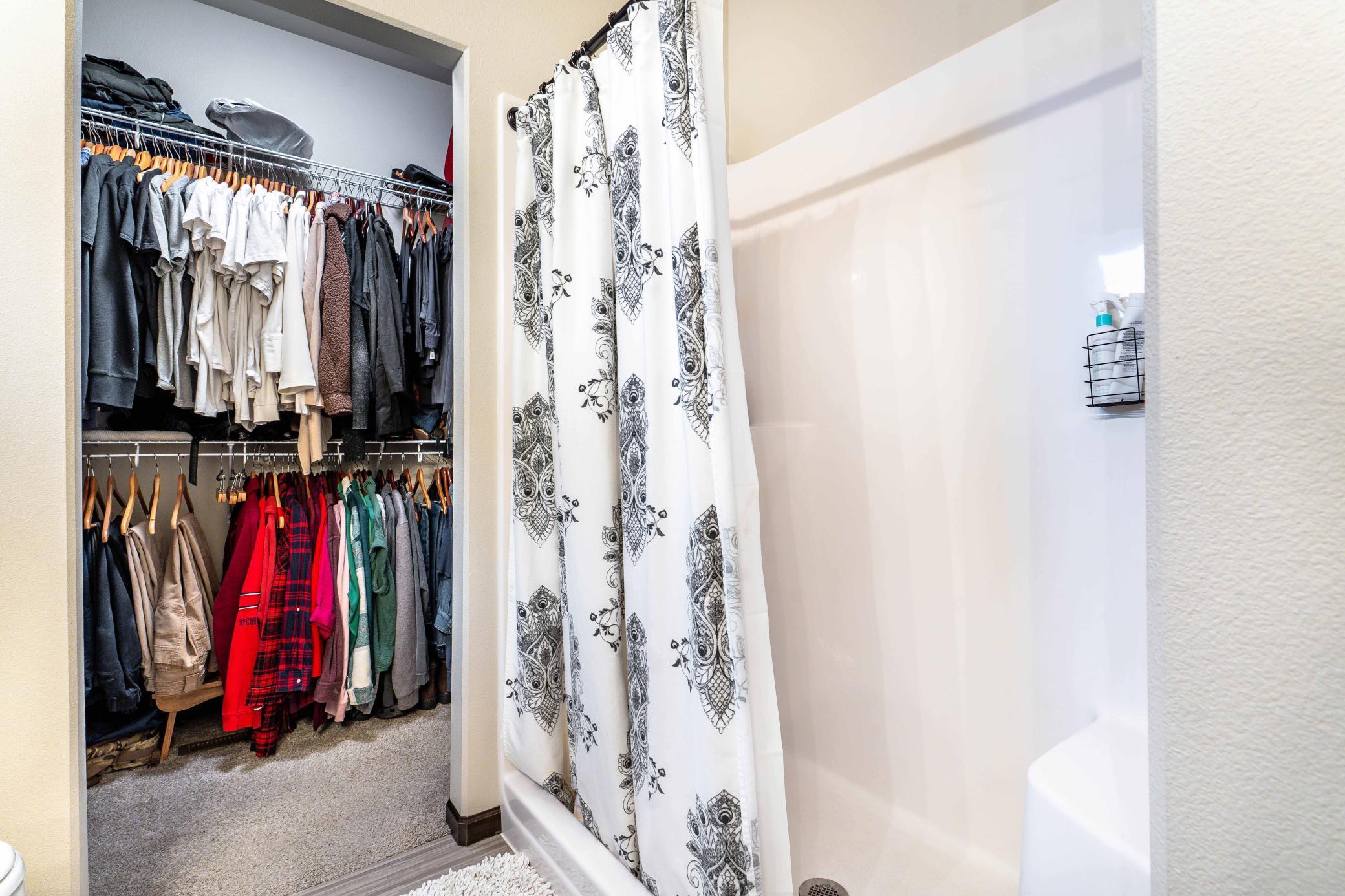 5219 11th St W WF-218.jpg