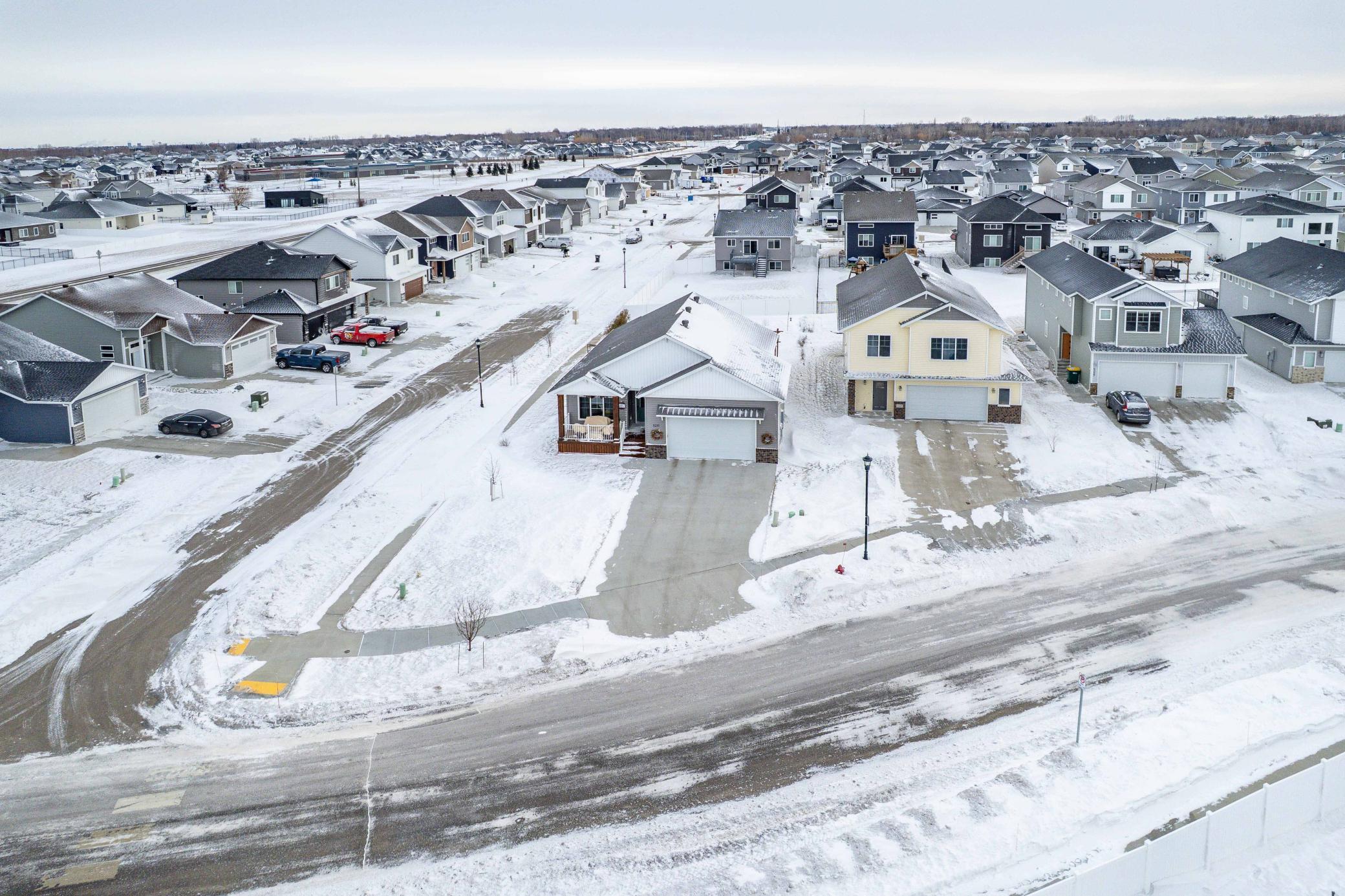 5219 11th St W WF-302.jpg