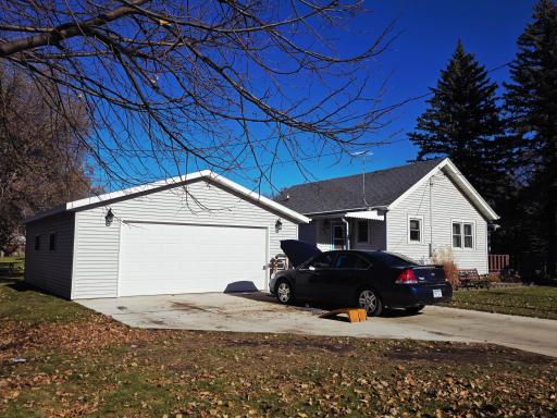 Insulated garage with floor drain 24 x 30