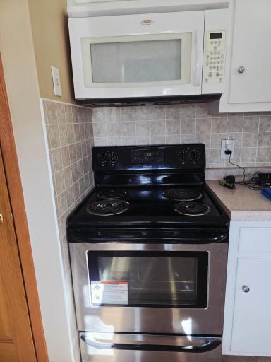 901 2nd Street NW, Pipestone, MN 56164