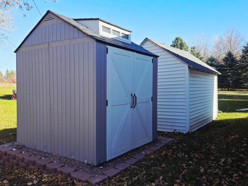 901 2nd Street NW, Pipestone, MN 56164