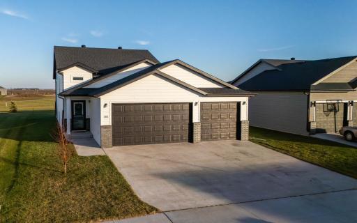 Photo for 302 8th Street E, Horace, ND 58047 - listing #6817748 302 8th Street E, Horace, ND 58047