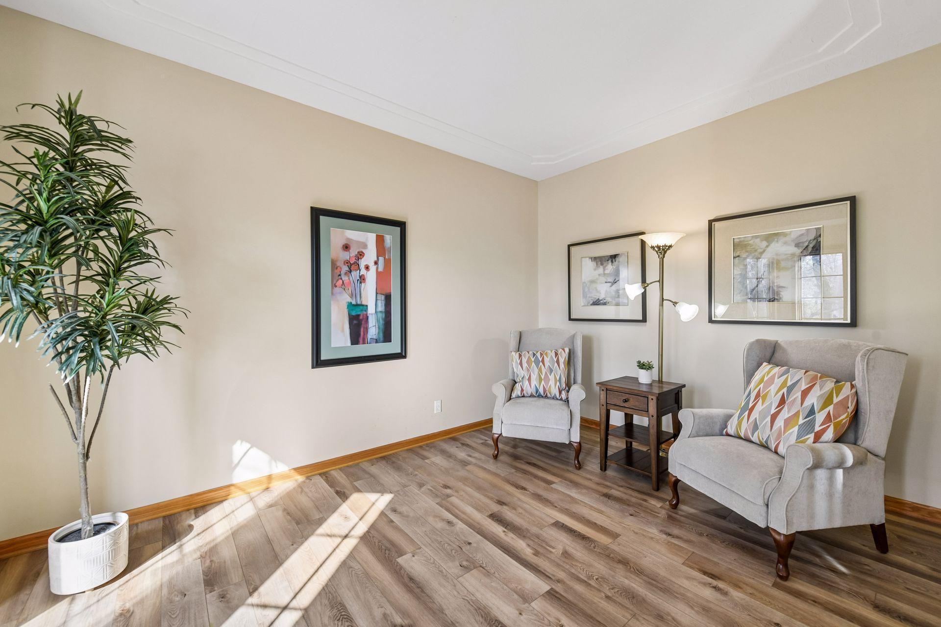 Located just off the entry, this versatile flex room is a blank slate! It’s the perfect spot for a quiet library, music room, or a sophisticated formal sitting area to welcome guests.
