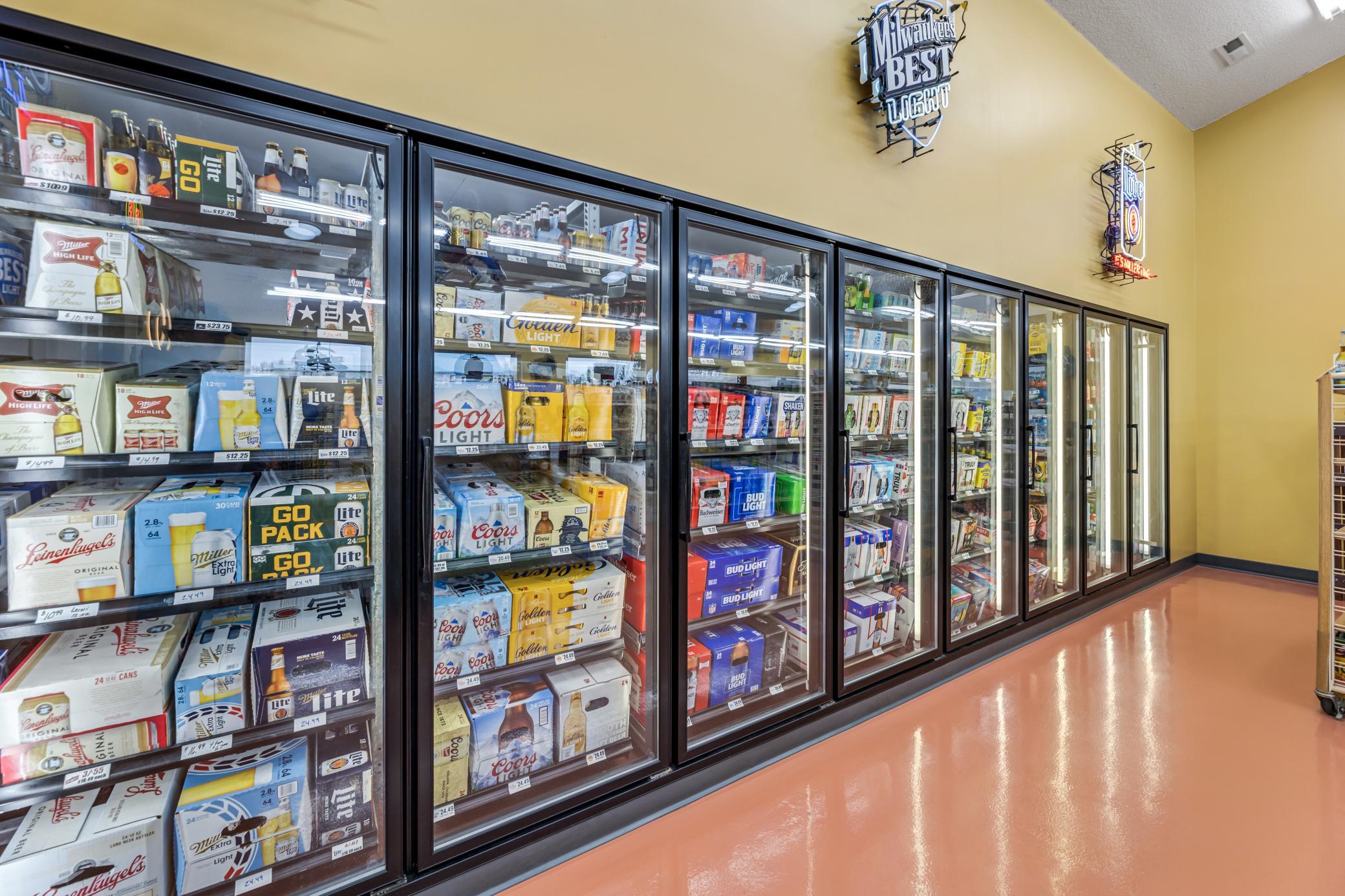 Nelson Liquor (16b).jpg