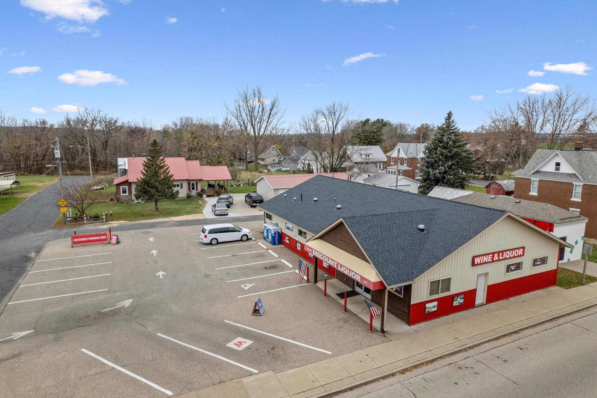 Nelson Liquor (20).jpg