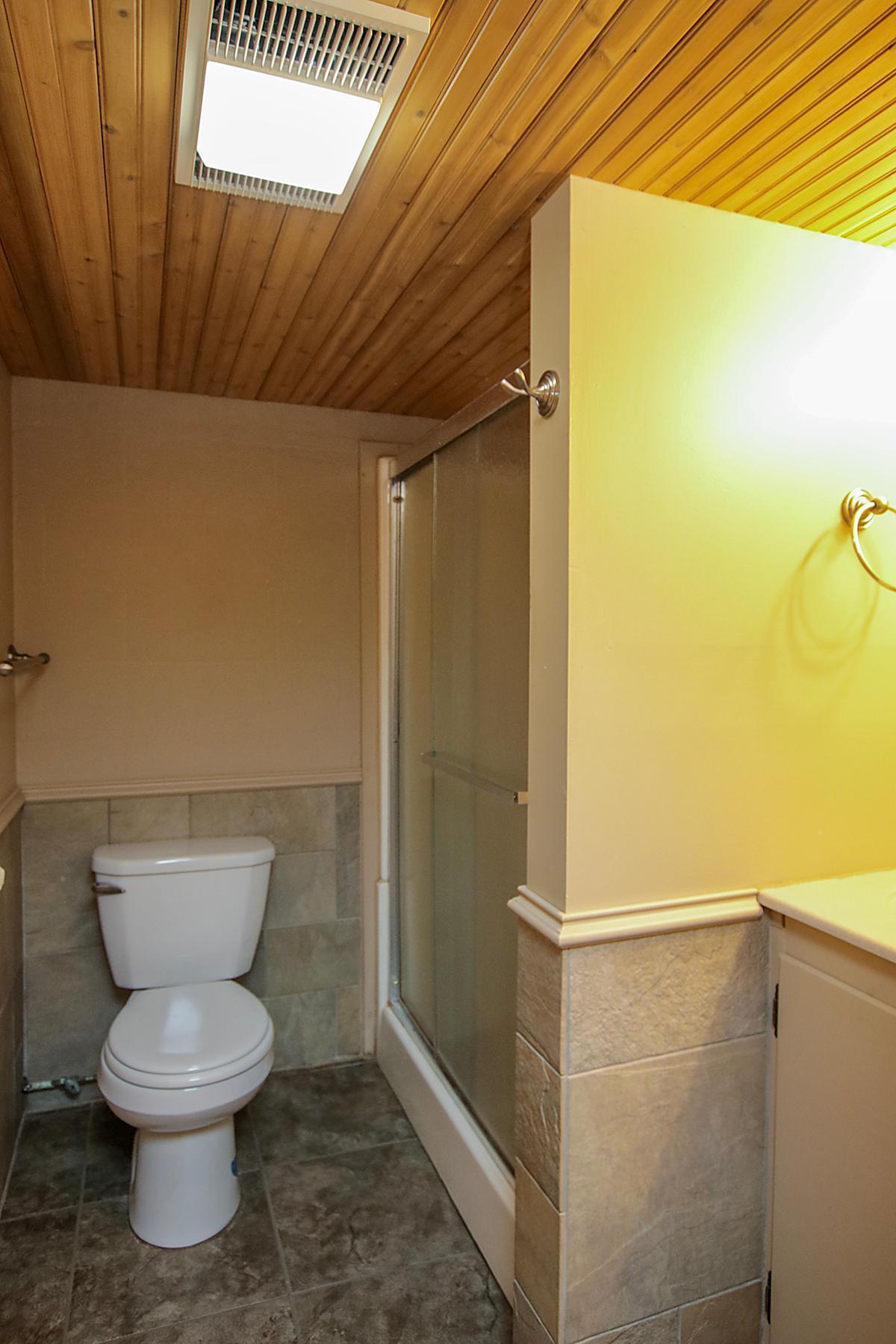 bathroom - lower.jpg