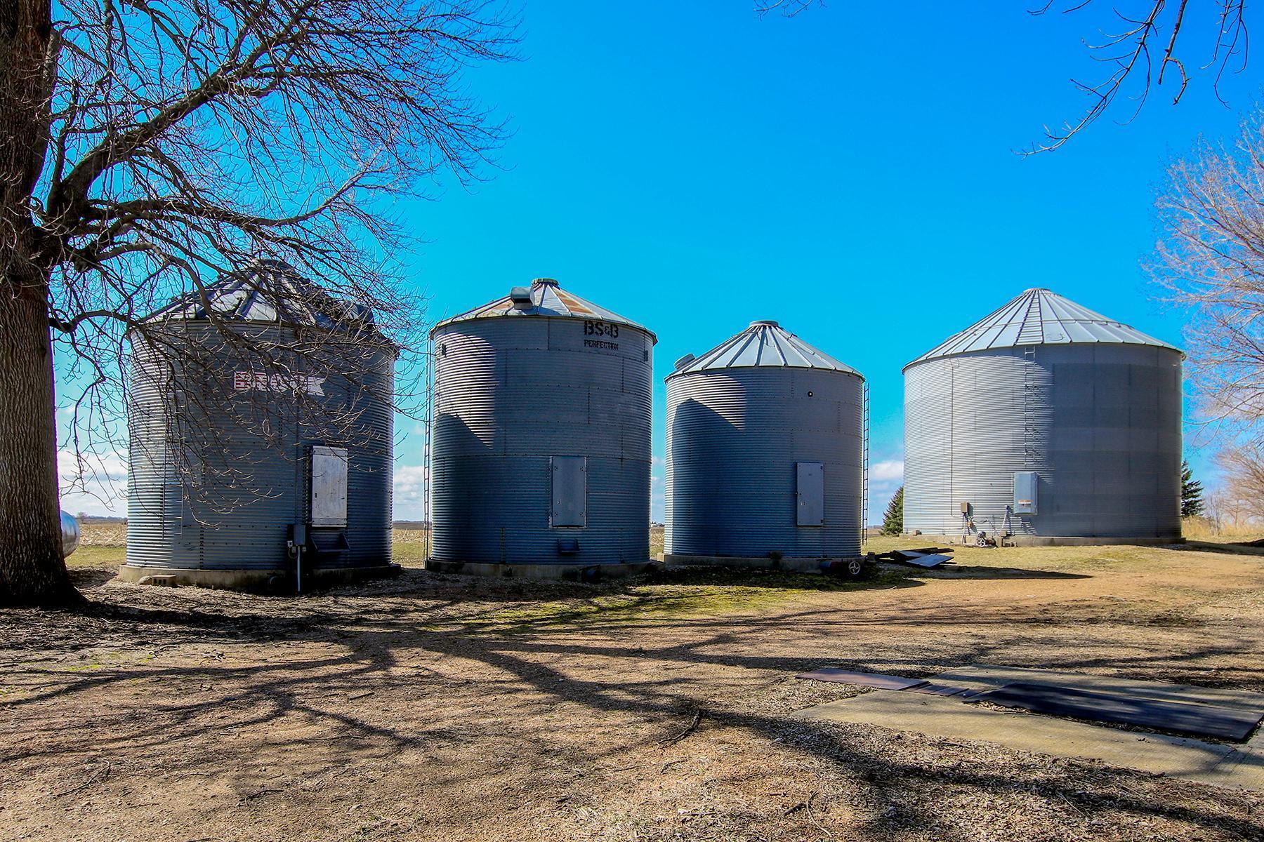 grain bins.jpg