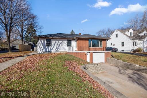 2181 Sunrise Drive N, Saint Paul, MN 55117