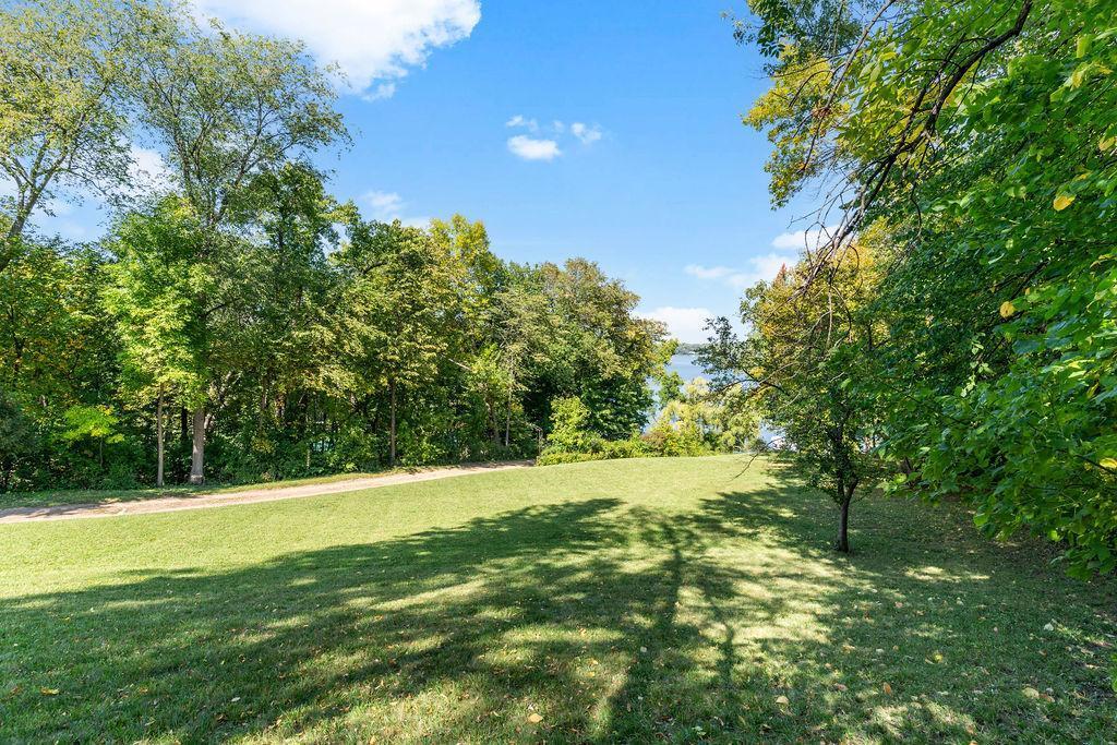 Fully recreational lake perfect for boating, fishing, and swimming.