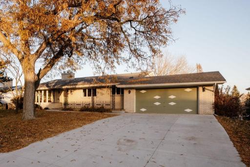 3213 Skycroft Drive, Minneapolis, MN 55418