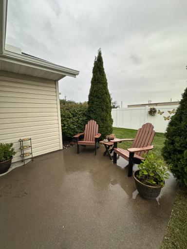 Huge patio area to have friends over