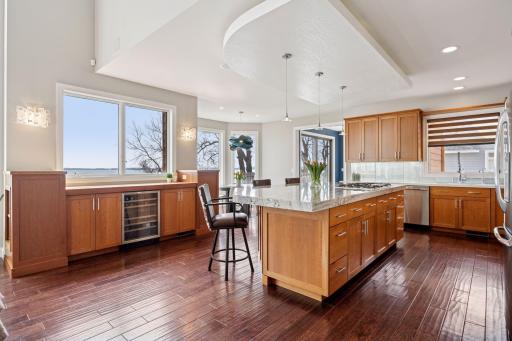 263 Lake Avenue N, Spicer, MN 56288
