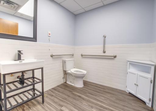 7300 France Avenue S, 301, Edina, MN 55435