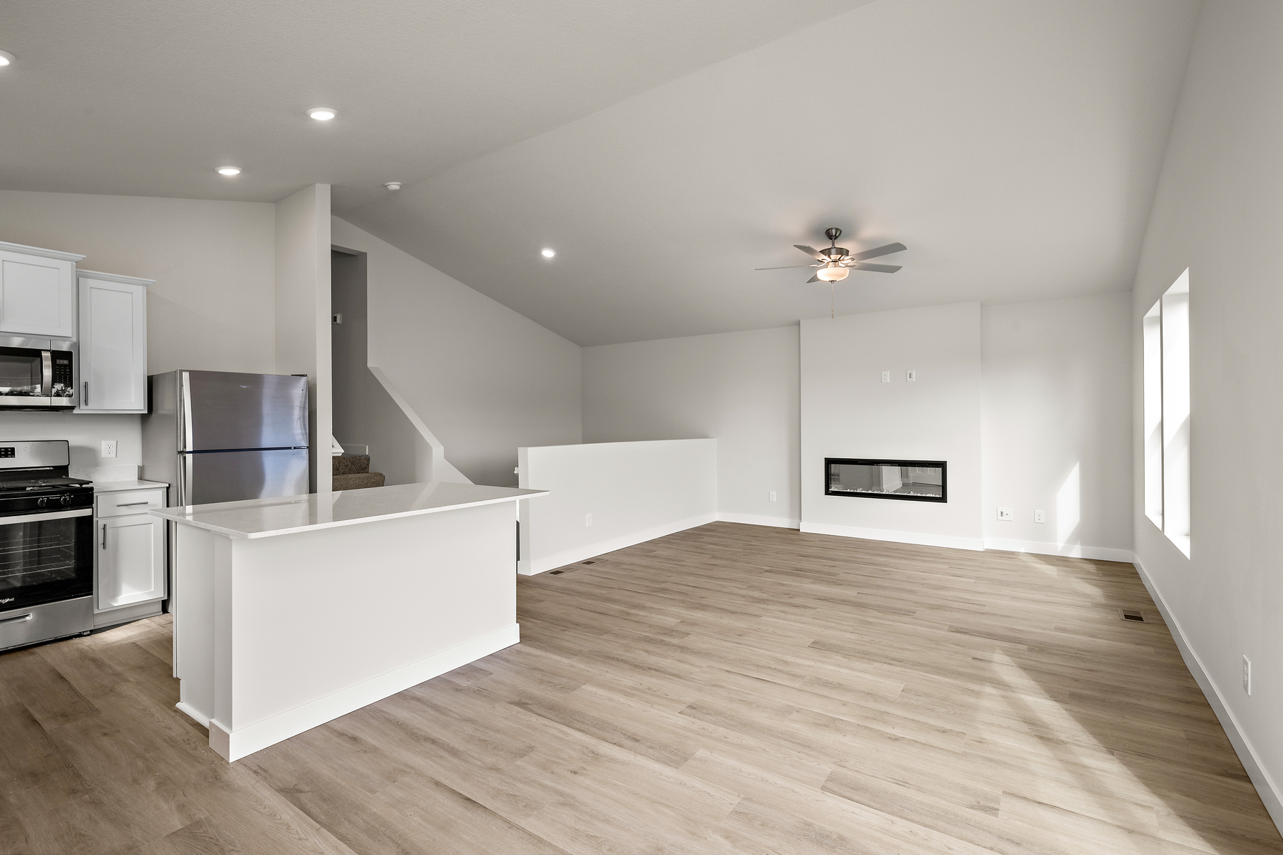 Locke Kitchen Living 1 L.png
