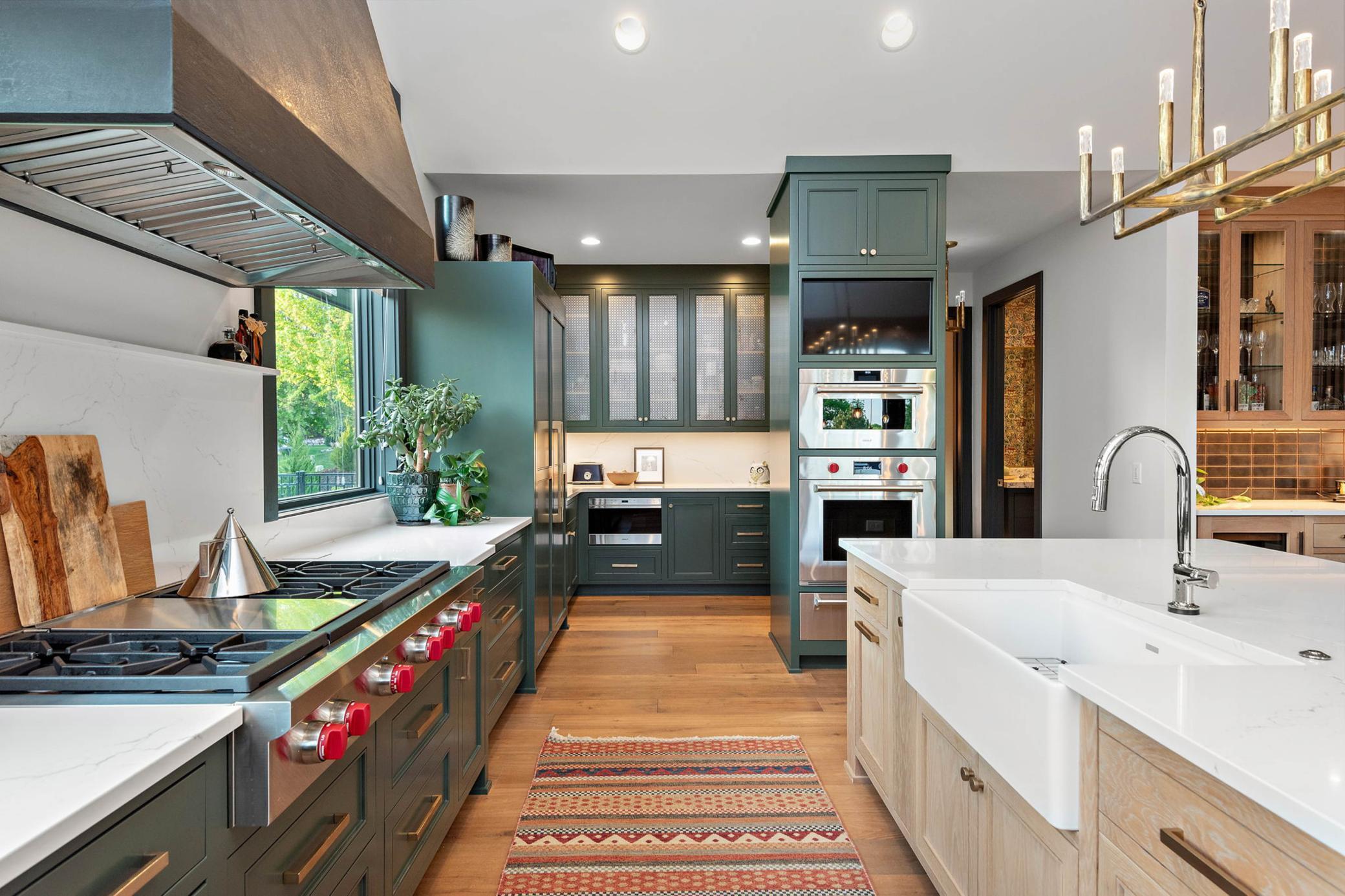 18411 9th Ave N, Plymouth, MN 55447