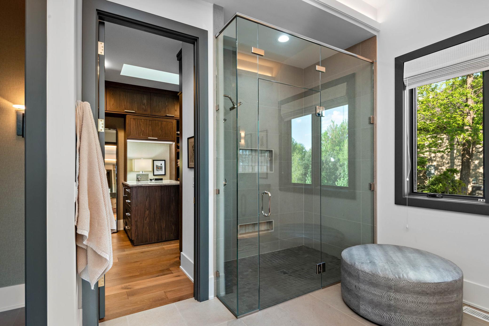 18411 9th Ave N, Plymouth, MN 55447