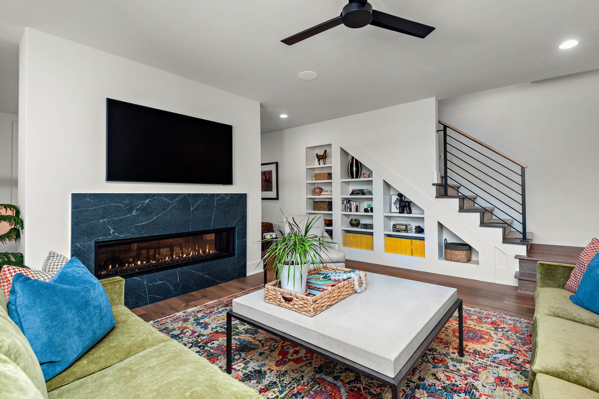 18411 9th Ave N, Plymouth, MN 55447