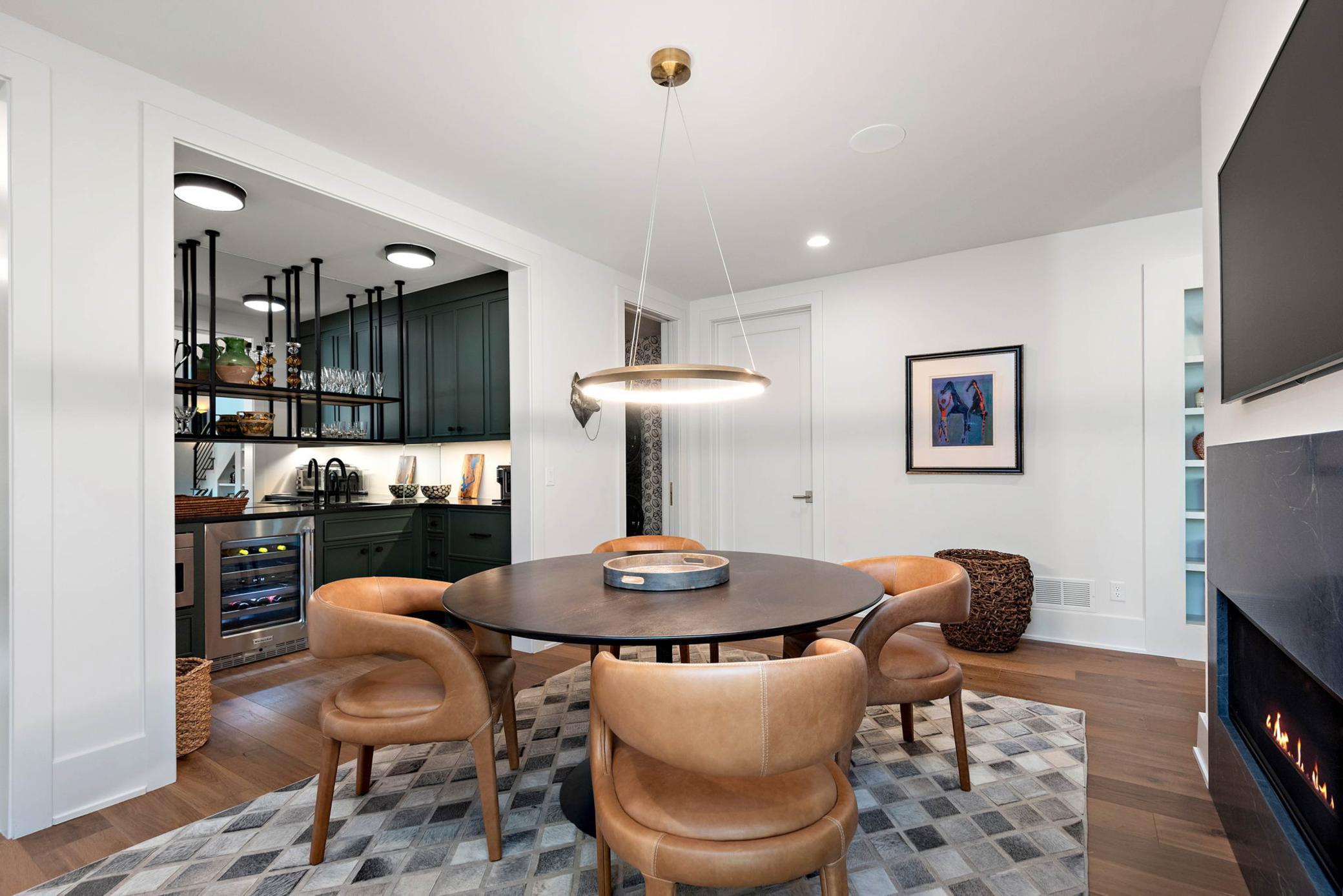 18411 9th Ave N, Plymouth, MN 55447